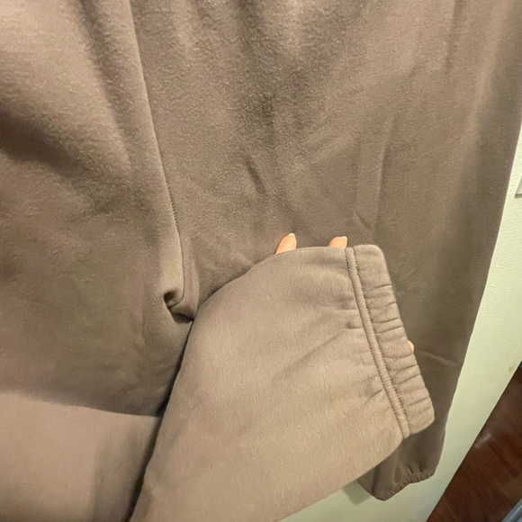 Fabletics Lavender Sweat Pants - Picture 5 of 6